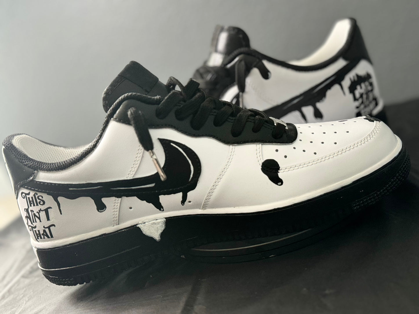 Customize Men's Airforce 1 Black and White Drip
